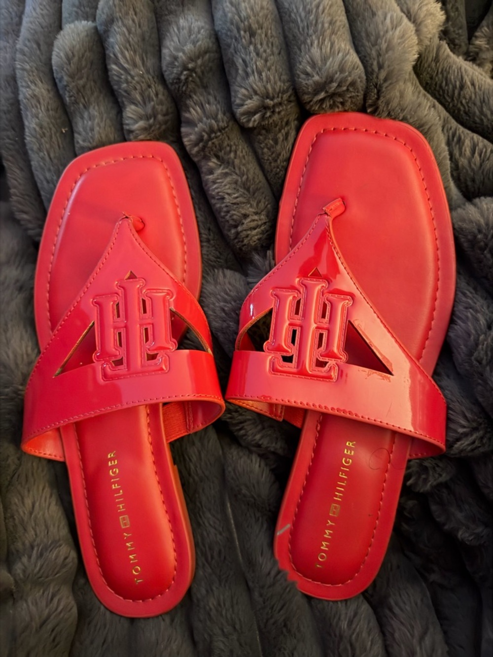 Tommy Hilfiger Red Patent Logo Slide Sandals
